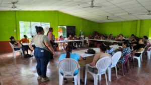 mujeres organizadas del distrito de jiquilisco durante proceso formativo