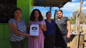 seguimiento, revisión y actualización de los Planes de Trabajo en las comunidades