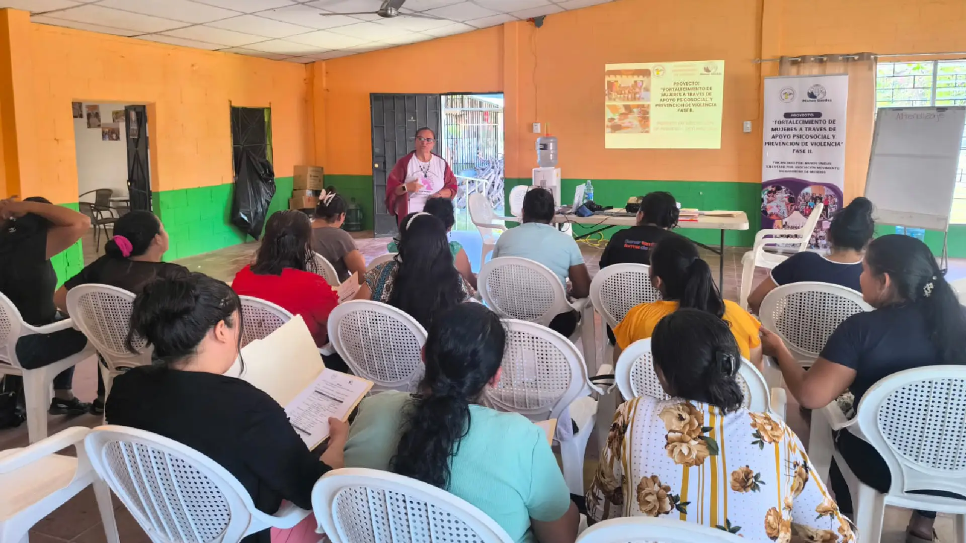 presentación pública del proyecto “Fortalecimiento de mujeres a través de apoyo psicosocial y prevención de violencia, fase II”,