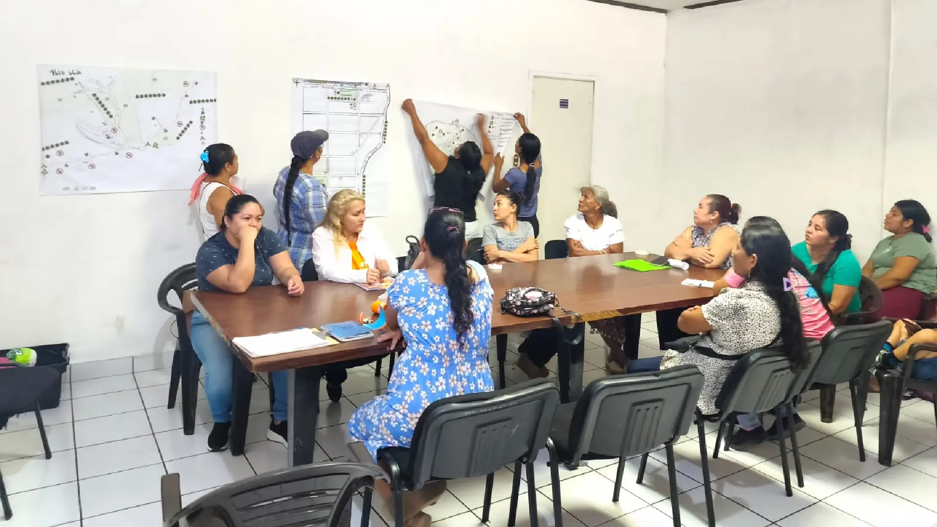 continuamos acompañando el funcionamiento de 24 redes de apoyo comunitarias, impulsando espacios de articulación y participación para la prevención de la violencia contra las mujeres