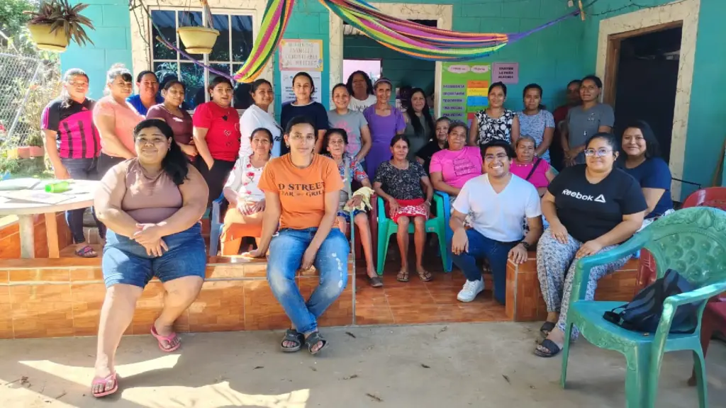 Asamblea Comunitaria en el cantón La Peña, del distrito de Alegría, con el objetivo de conformar el Comité de Mujeres 