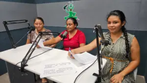 programa radial "Mujeres en Acción", un espacio que les permite informar, sensibilizar y visibilizar las realidades que viven las mujeres en sus territorios.