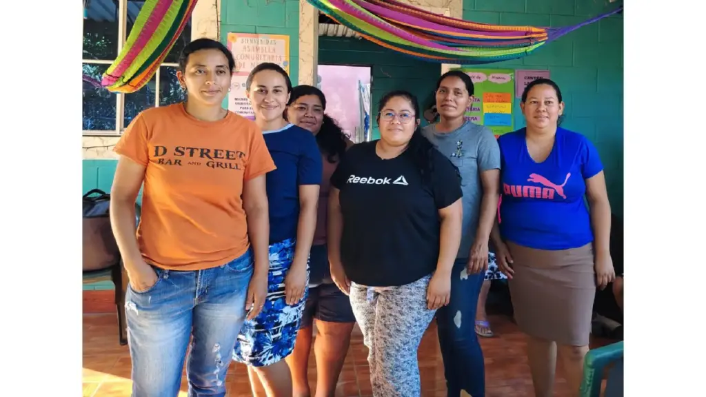 Conformación de comité de mujeres para promover espacios de participación y organización para el fortalecimiento de liderazgo